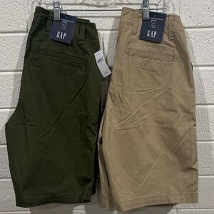 GAP Women's Green and Tan Bermudas